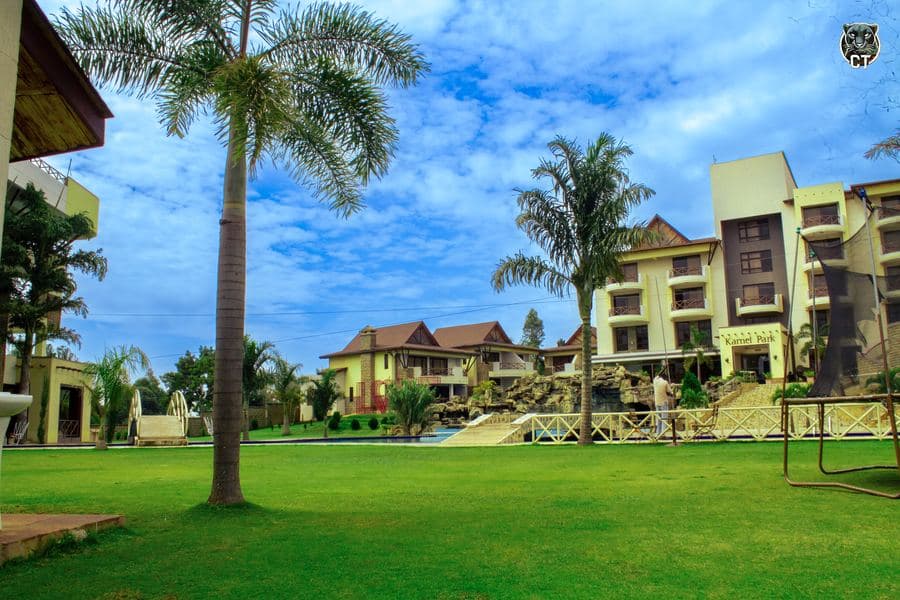 Download (4) — hospitality